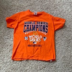 Astro’s World Series champion shirt